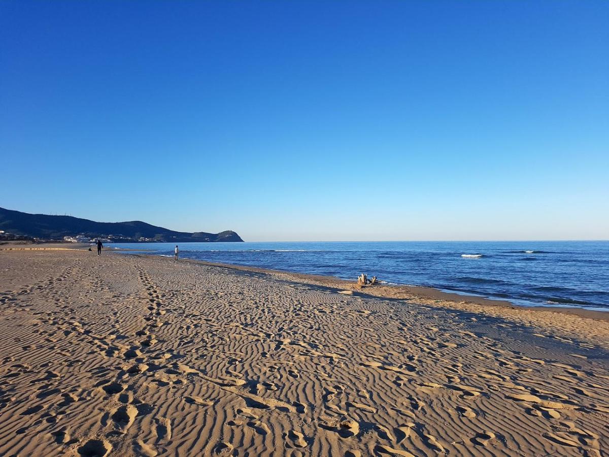 דירות מרטיל Piso Centrico Y A Pie De Playa. מראה חיצוני תמונה